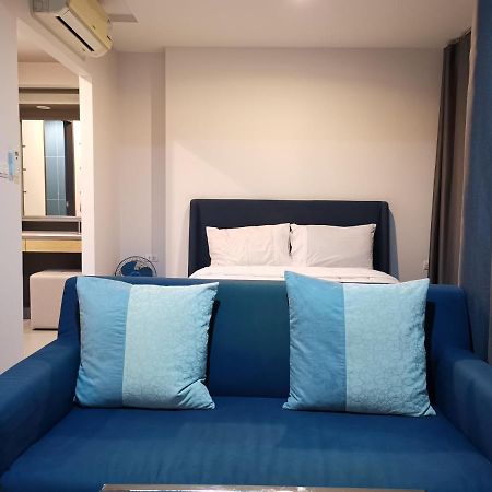 4 Floor - Centrio Condominium Near Shopping Malls And Andamanda Water Park 布吉 外观 照片