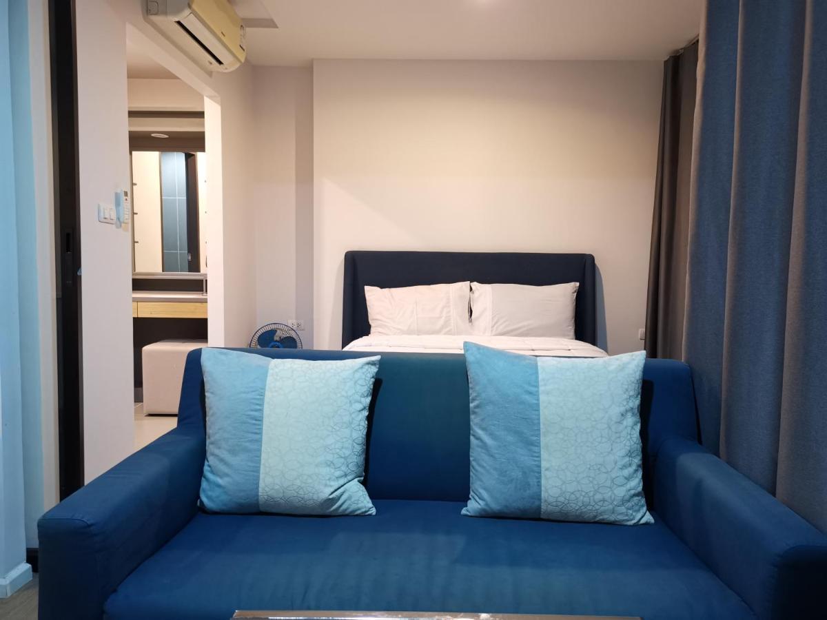 4 Floor - Centrio Condominium Near Shopping Malls And Andamanda Water Park 布吉 外观 照片